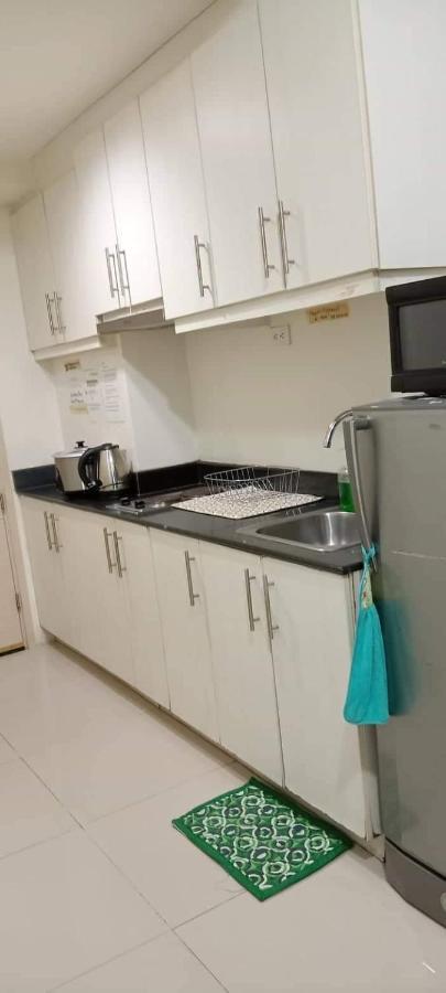 Rhm Sea Residences Condostaycation Moa,Smx Pasay Kültér fotó