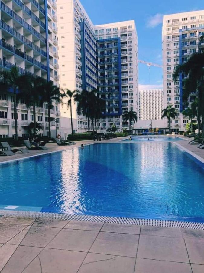 Rhm Sea Residences Condostaycation Moa,Smx Pasay Kültér fotó