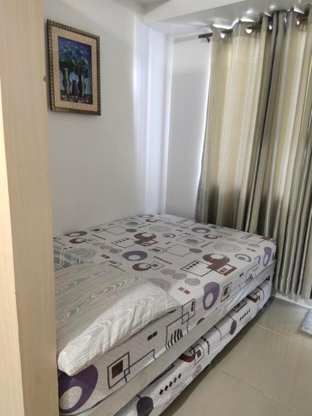 Rhm Sea Residences Condostaycation Moa,Smx Pasay Kültér fotó